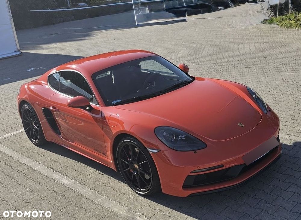 Porsche 718 Cayman - 21