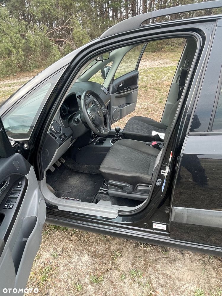 Suzuki SX4 2.0 DDiS 4x4 Style - 10