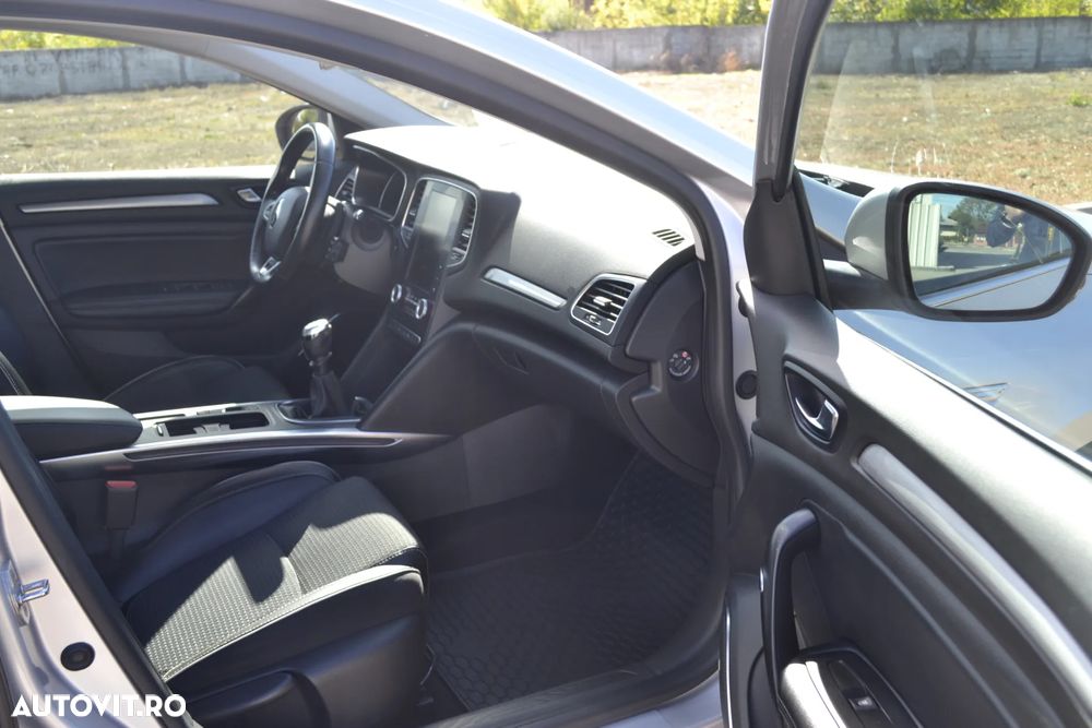 Renault Megane ENERGY dCi 110 Start & Stop Bose Edition - 15