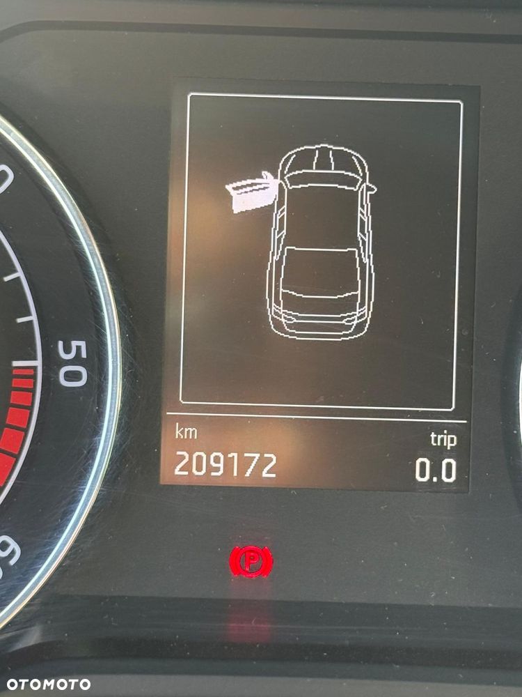 Skoda Superb 2.0 TDI Active DSG - 14