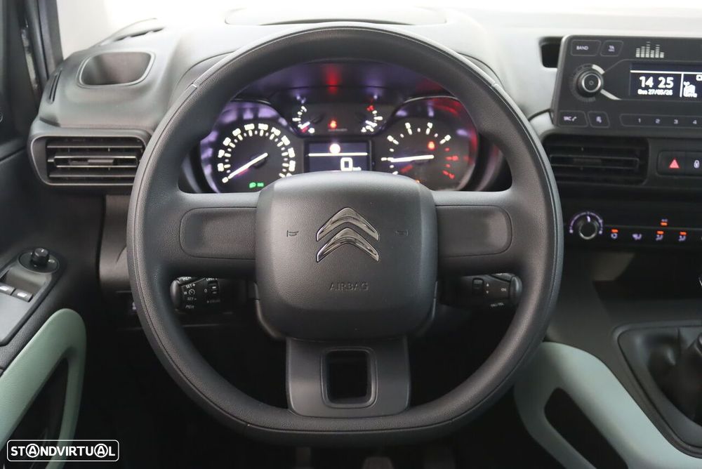 Citroën Berlingo 1.2 PureTech Feel — fotografia 9