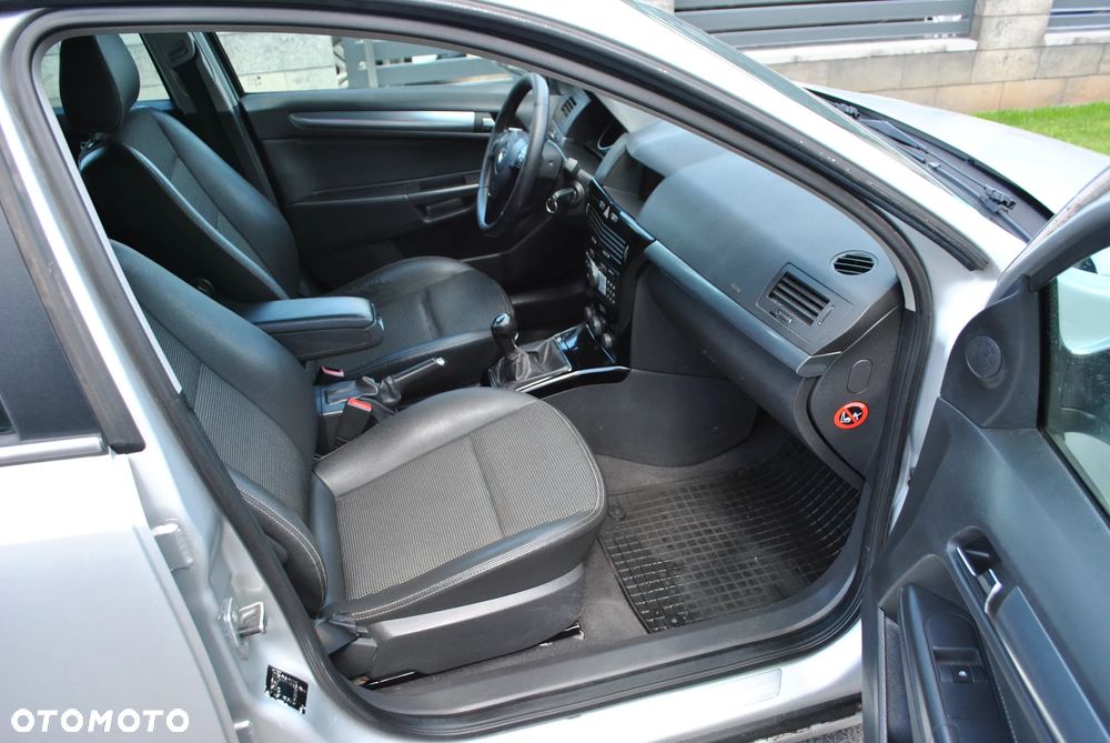Opel Astra 1.9 CDTI Elegance - 7