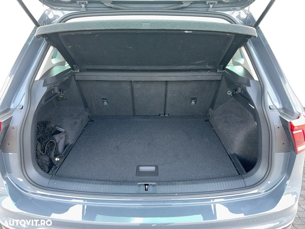 Volkswagen Tiguan 2.0 TDI SCR 4MOTION DSG Life - 32