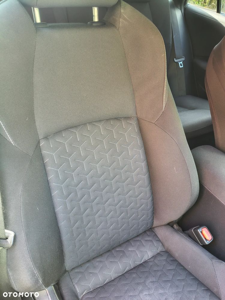 Toyota Corolla 2.0 Hybrid Style - 11