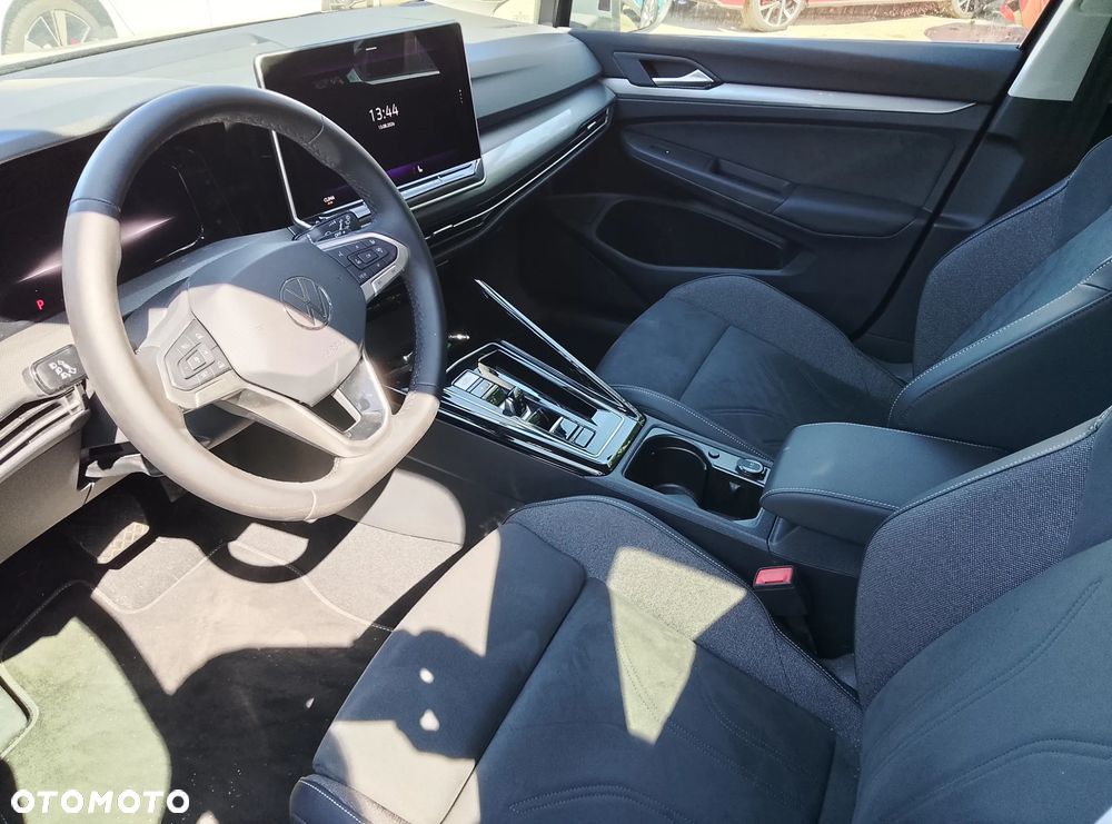 Volkswagen Golf 2.0 TDI SCR DSG Active - 9