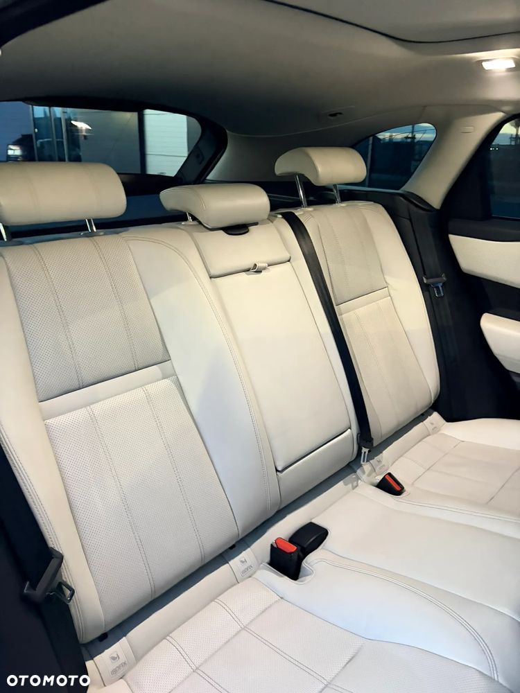 Land Rover Range Rover Velar 2.0 SD4 - 8
