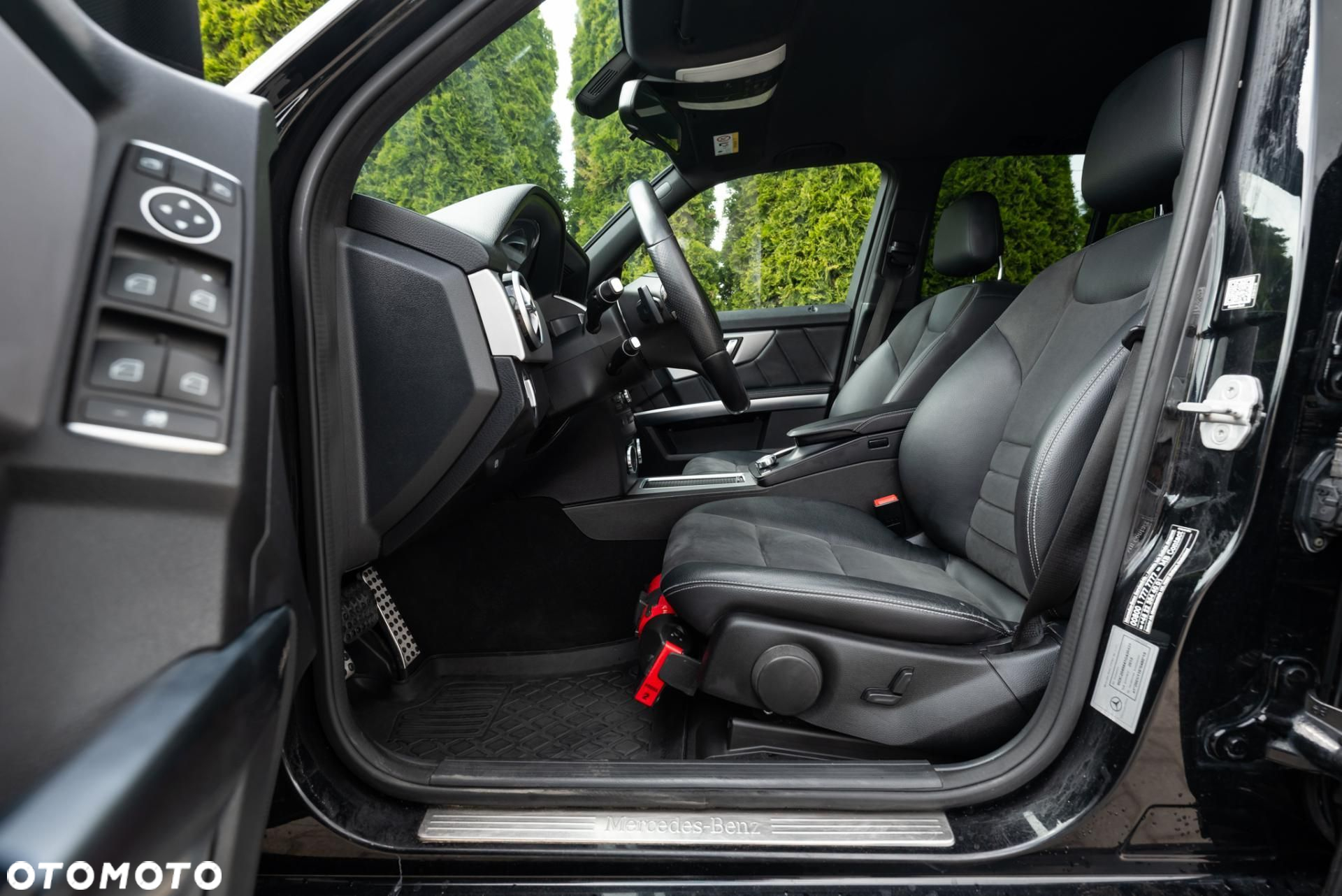 Mercedes-Benz GLK - 13
