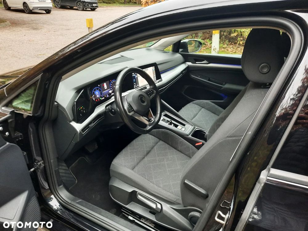 Volkswagen Golf - 21