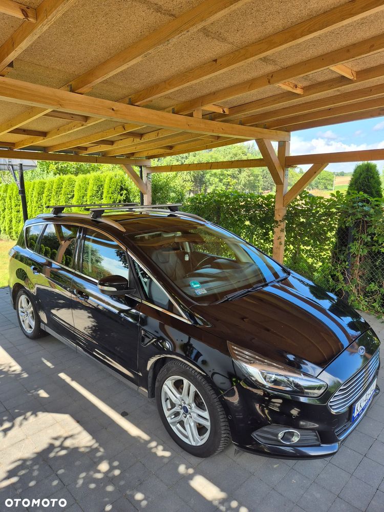 Ford S-Max 2.0 EcoBoost Titanium - 2