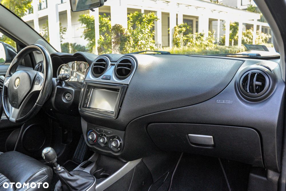 Alfa Romeo Mito - 10