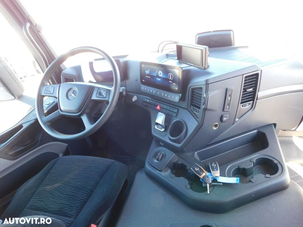 Mercedes-Benz Arocs - 6