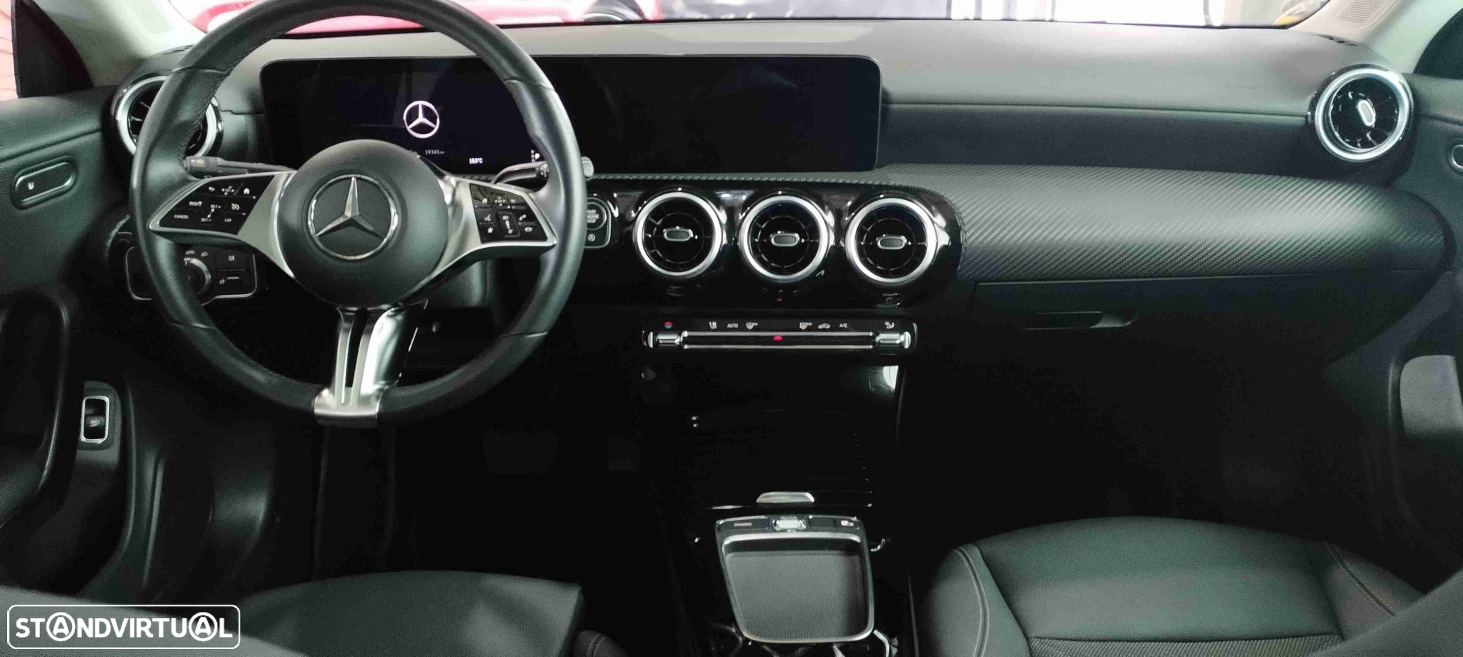 Mercedes-Benz CLA 180 d - 18