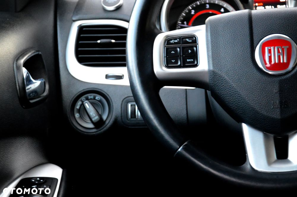 Fiat Freemont 2.0 Multijet 16V DPF Automatik Allrad Black Code - 30