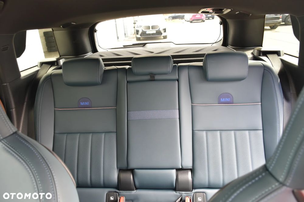 MINI Countryman SE ALL4 66.5kWh Linia Favoured - 31