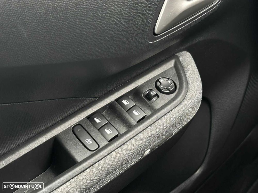 Opel Frontera 54 kWh GS - 16