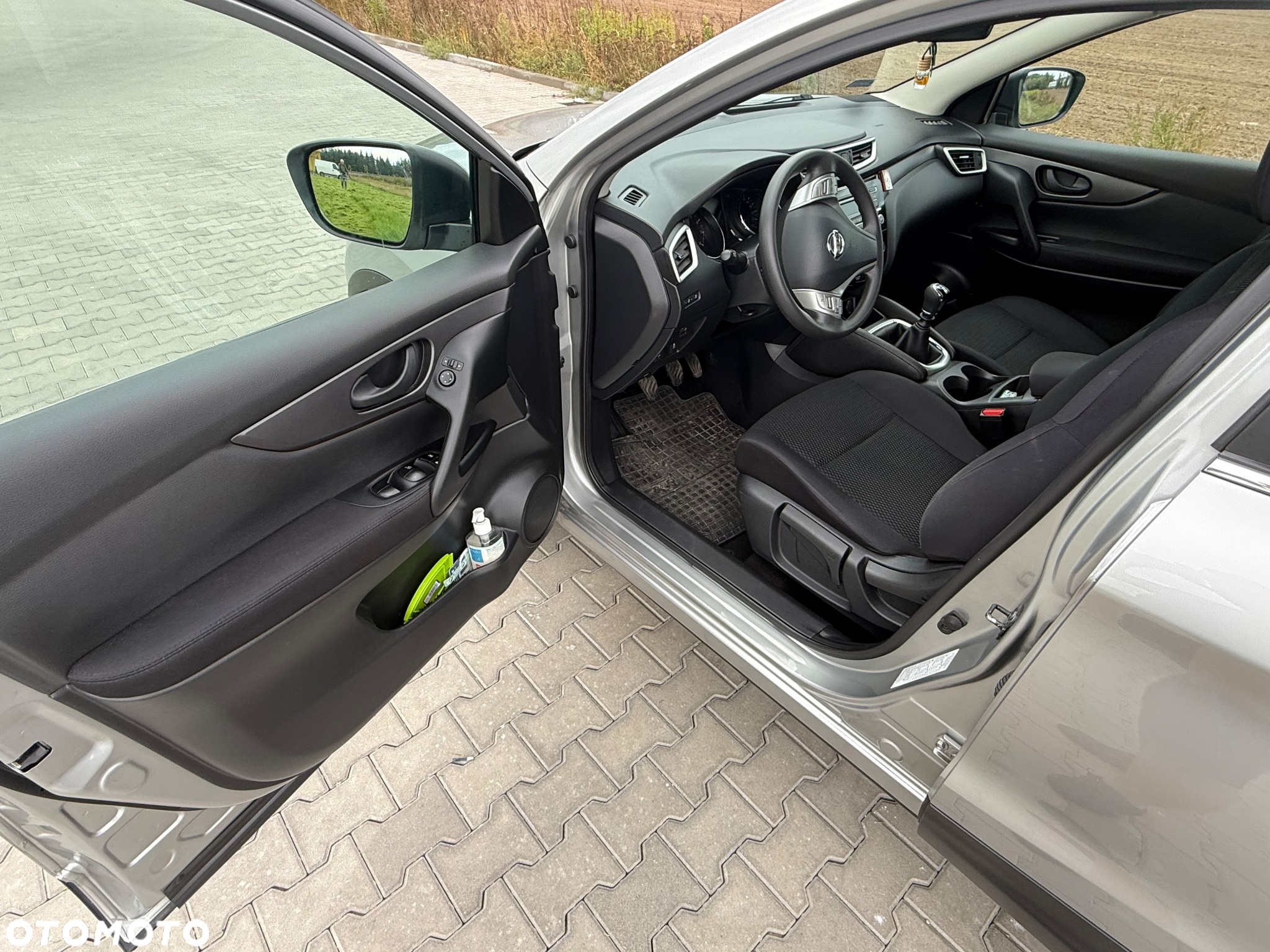 Nissan Qashqai 1.2 DIG-T Visia - 13