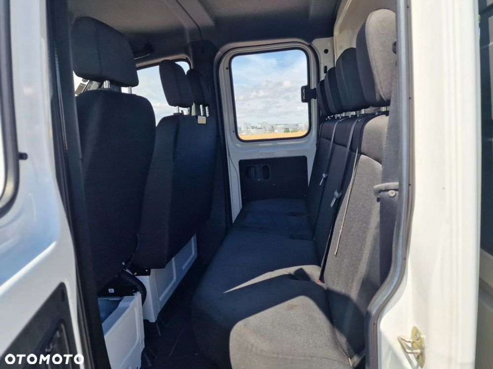 Mercedes-Benz Sprinter Doka - 17