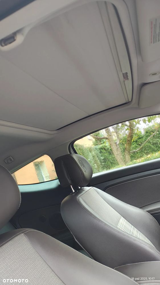 Renault Megane 1.6 16V Dynamique - 9