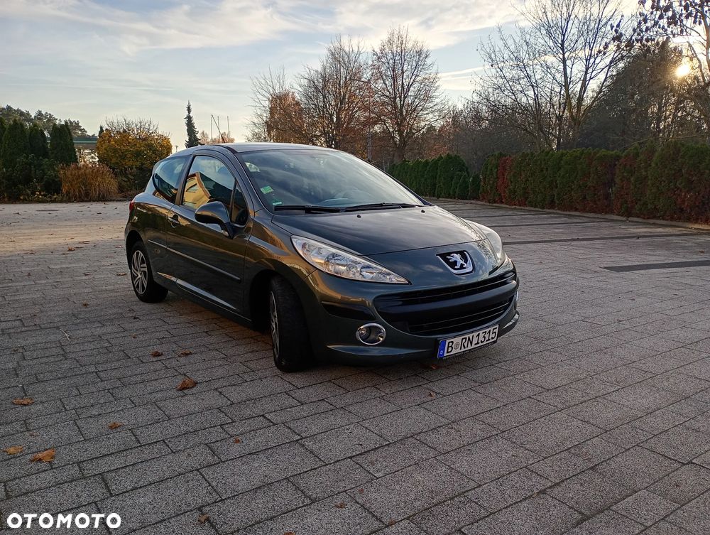 Peugeot 207 1.4 16V Trendy - 2