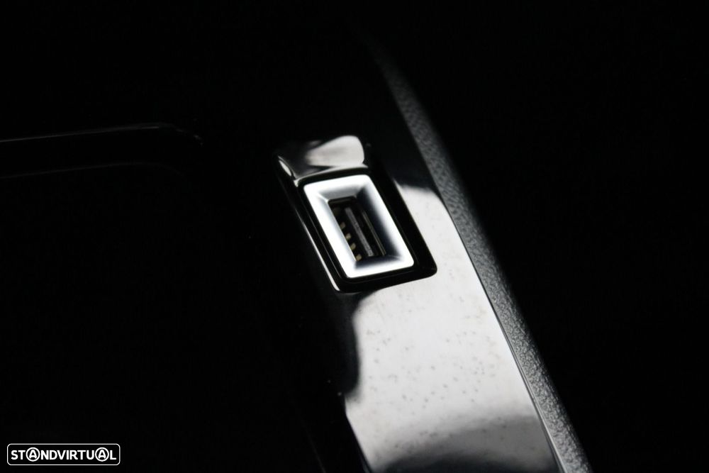 Peugeot 208 1.5 BlueHDi Active Pack — fotografia 20