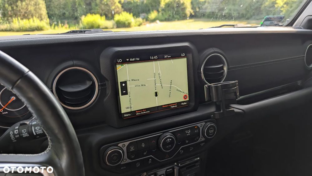 Jeep Wrangler Unlimited GME 2.0 Turbo Sahara - 29