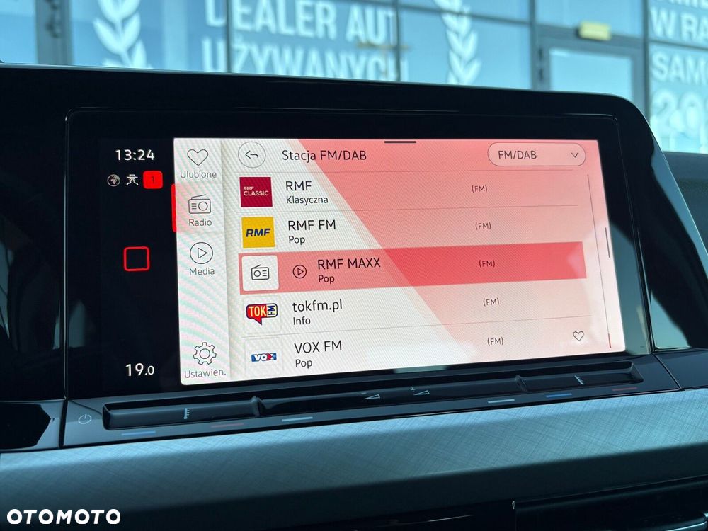 Volkswagen Golf - 27