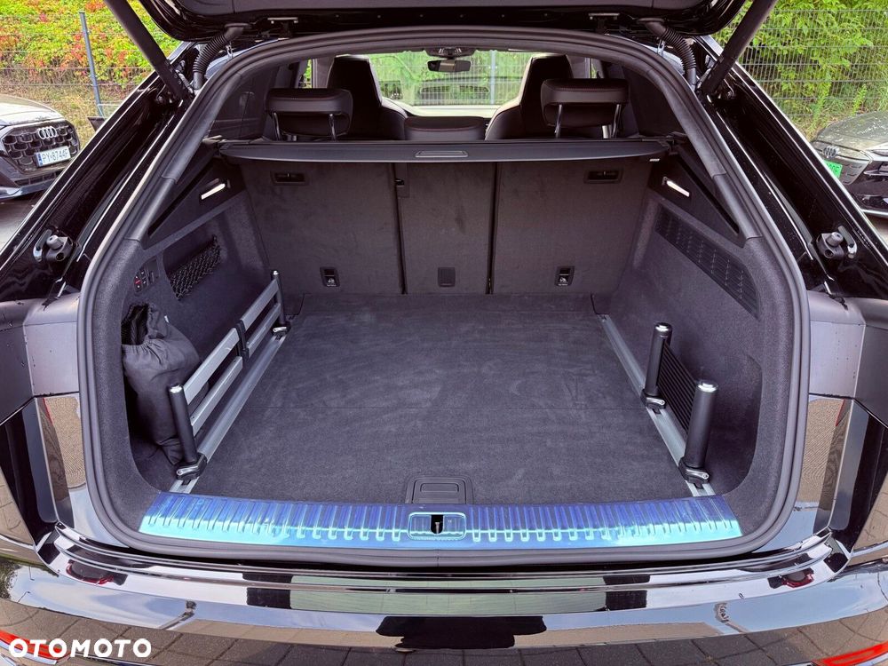 Audi RS Q8 TFSI Quattro Tiptronic Performance - 32