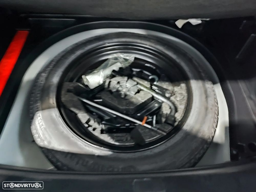 Volvo V40 1.6 D2 Kinetic Eco - 33