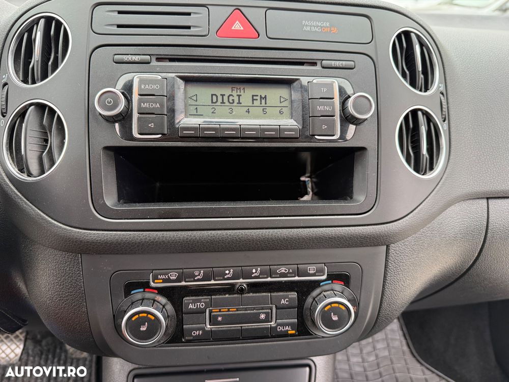 Volkswagen Golf Plus 1.6 TDI DPF BMT Trendline - 13