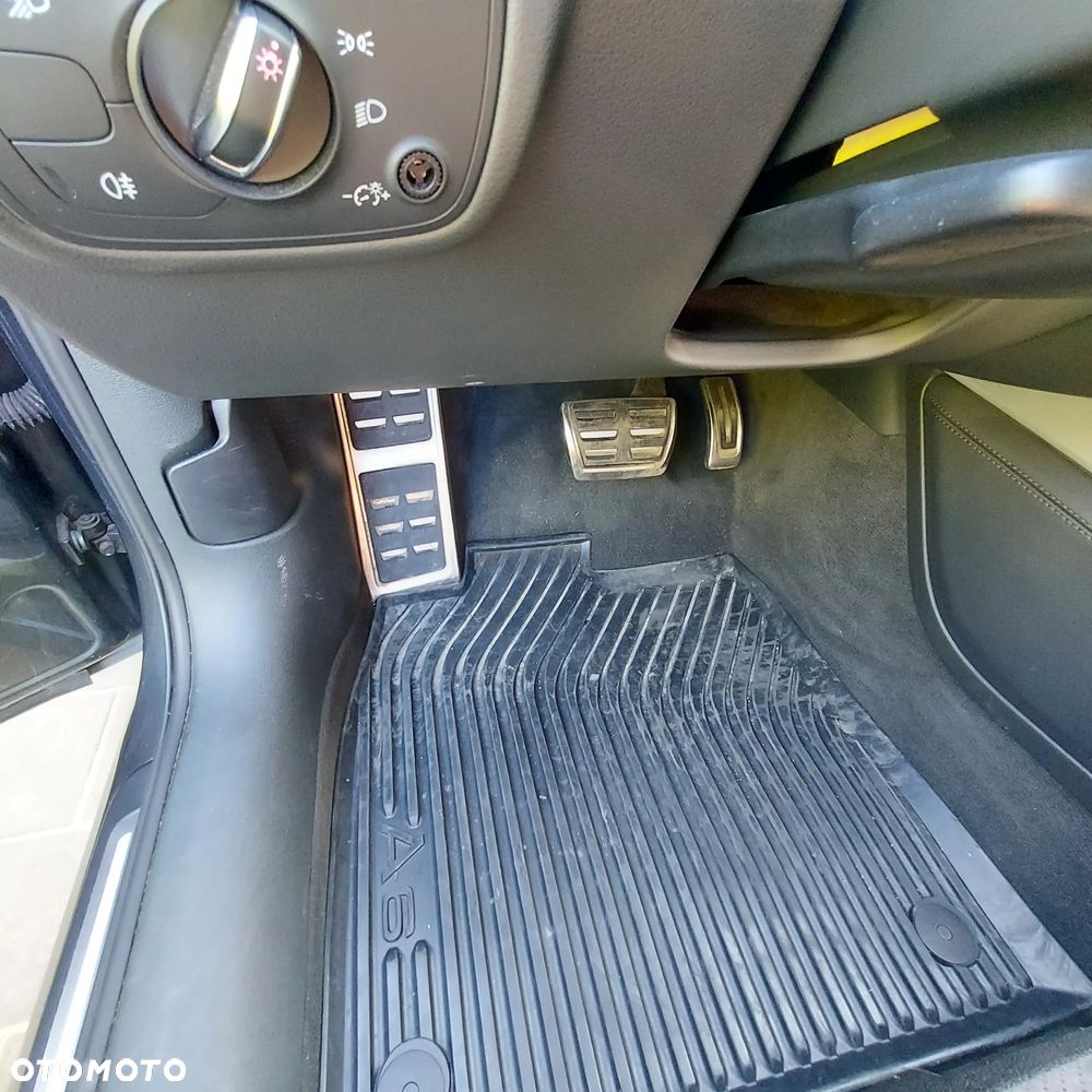 Audi A6 Avant 2.0 TDI Quattro S tronic - 17