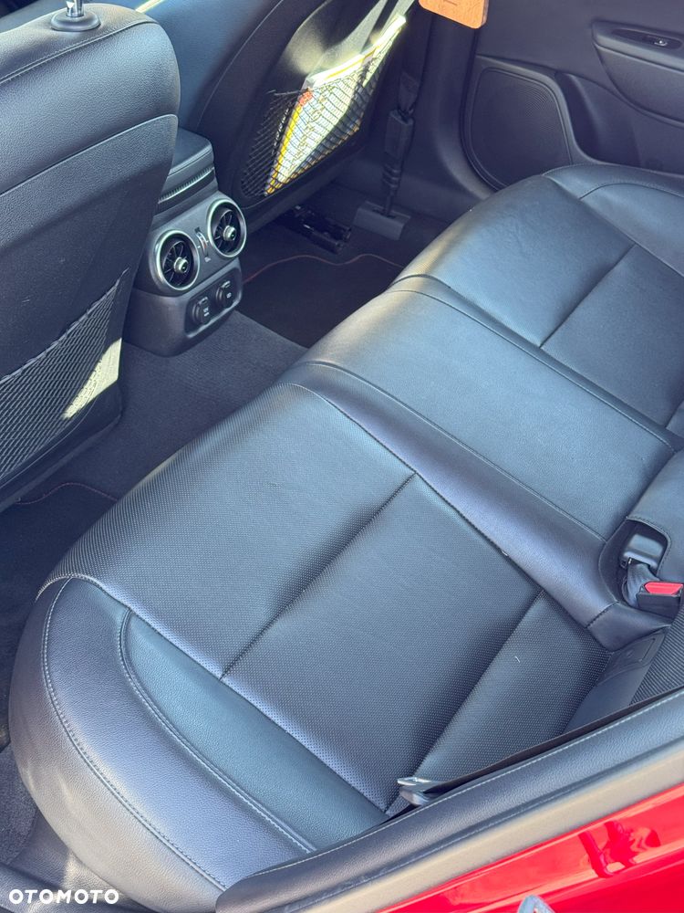Kia Stinger 3.3 T-GDI AWD GT - 9
