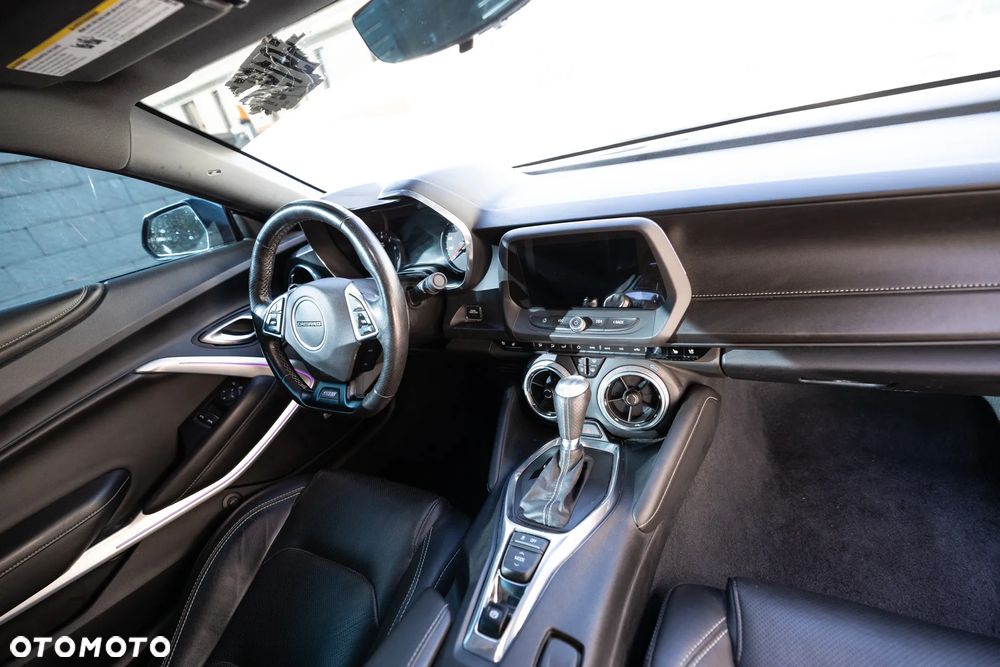 Chevrolet Camaro - 12