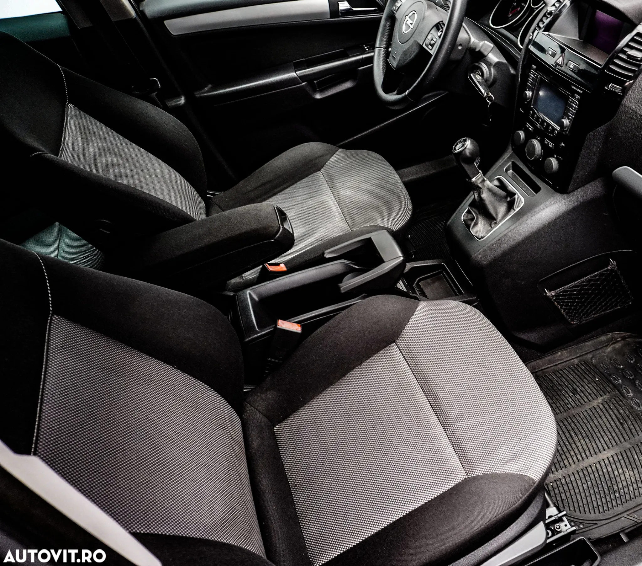 Opel Zafira 1.7 CDTI Essentia - 12