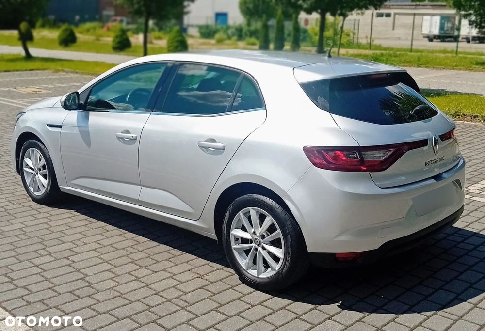 Renault Megane 1.5 dCi Energy Life EU6 - 21