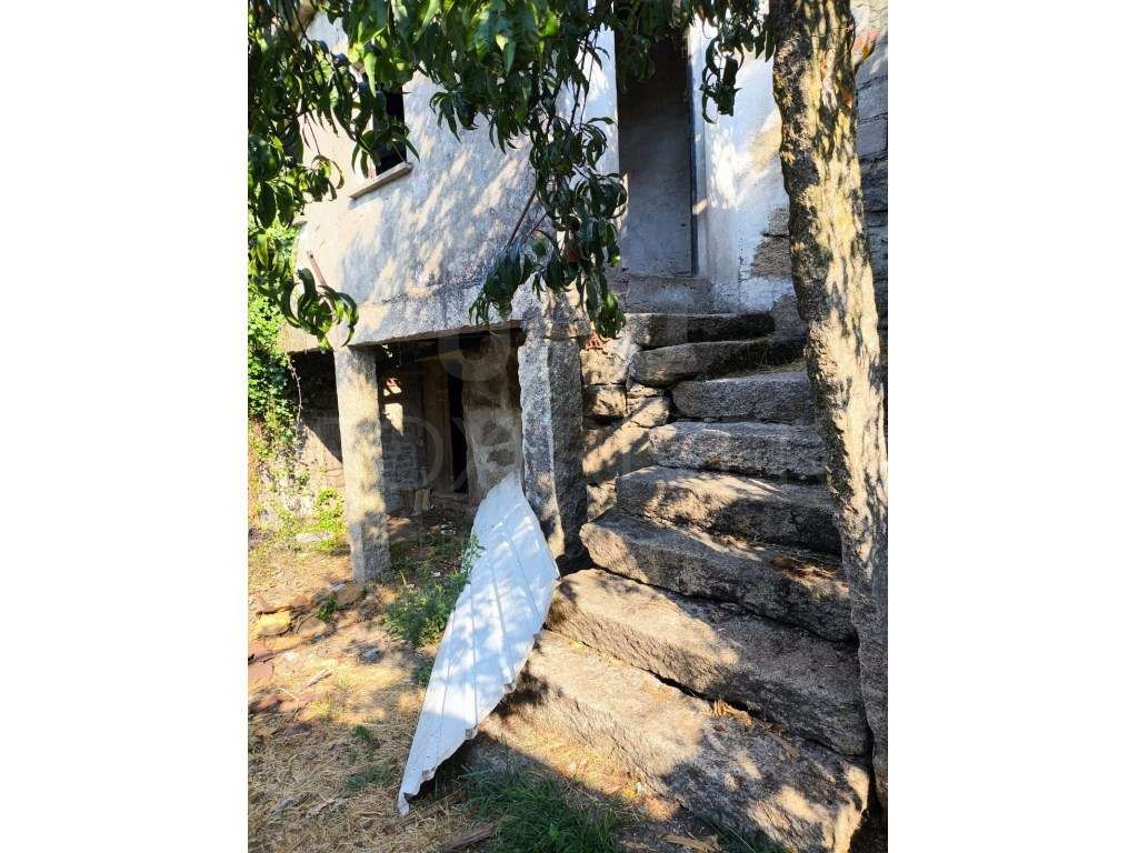 Moradia para Reconstrução em Friestas - Valença - Grande imagem: 3/16