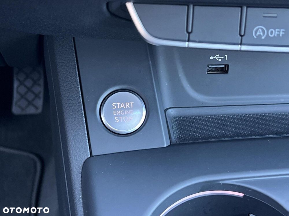 Audi A4 Limousine - 21