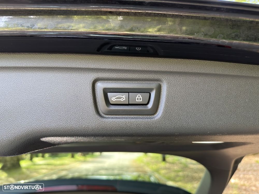 BMW 320 e Aut. M Sport - 23