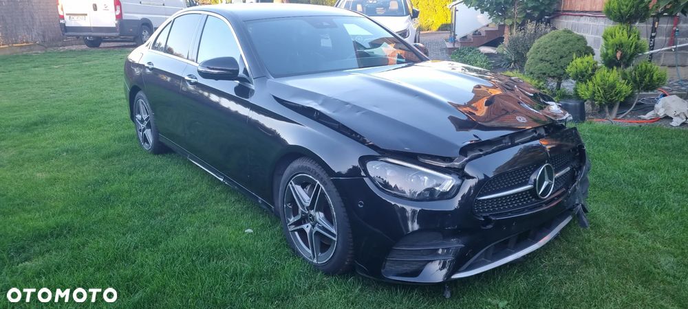 Mercedes-Benz Klasa E 220 d 9G-TRONIC AMG Line - 13
