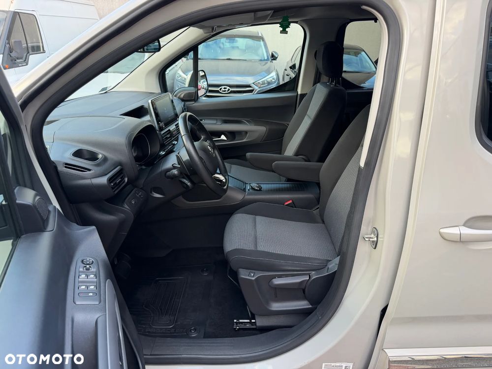 Toyota Proace City Verso Long 1.2 D-4T Family - 25