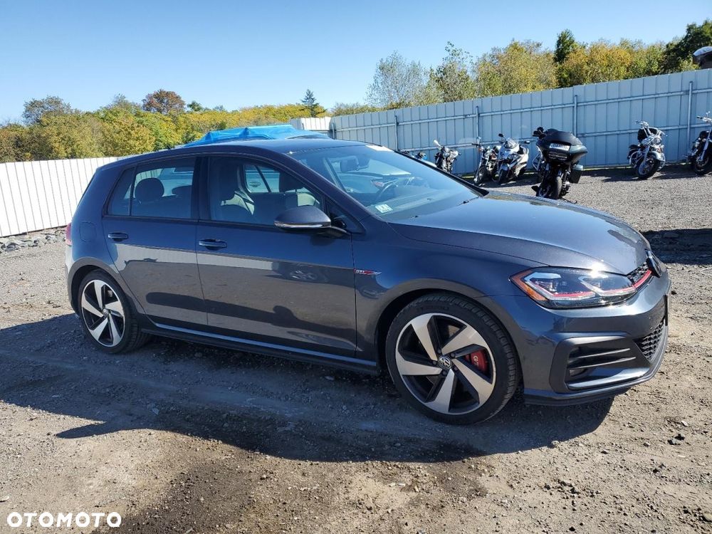 Volkswagen Golf GTI BlueMotion Technology - 4