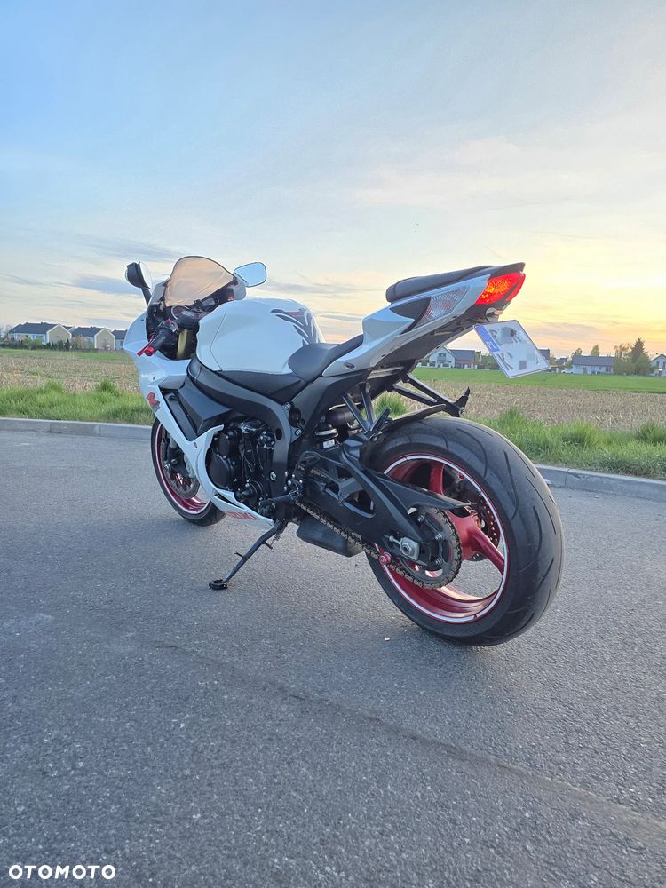 Suzuki GSX-R - 21