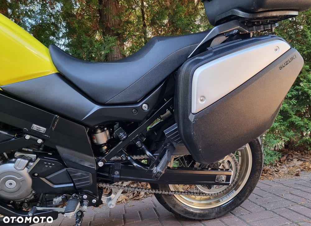 Suzuki V-STROM - 16