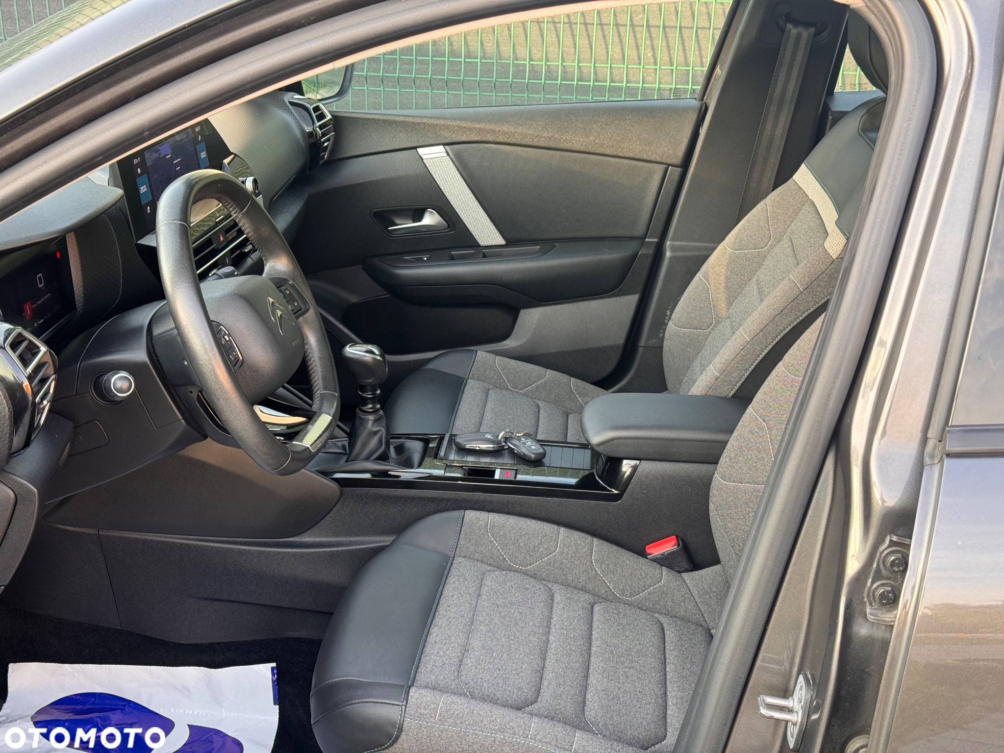Citroën C4 1.2 PureTech Shine S&S - 12