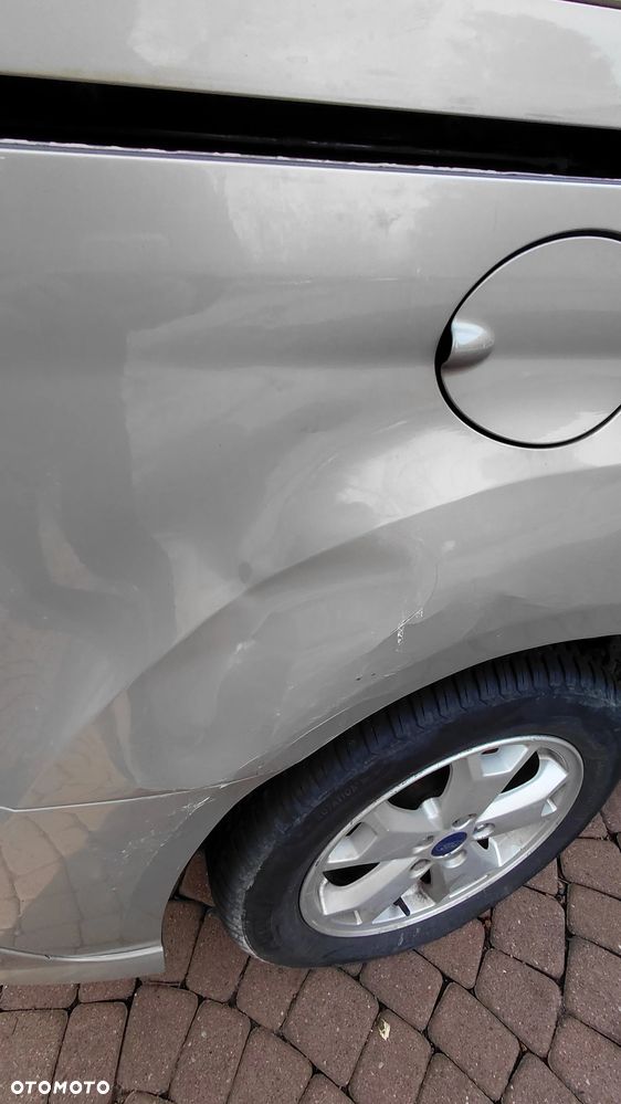 Ford Tourneo Connect - 2