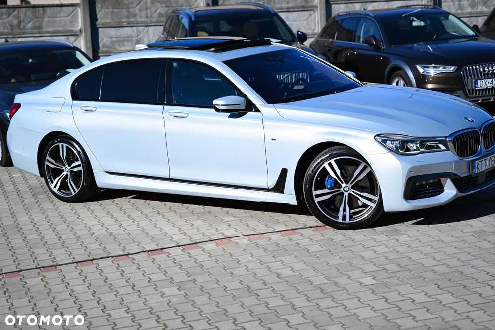 BMW Seria 7 750Ld xDrive - 38