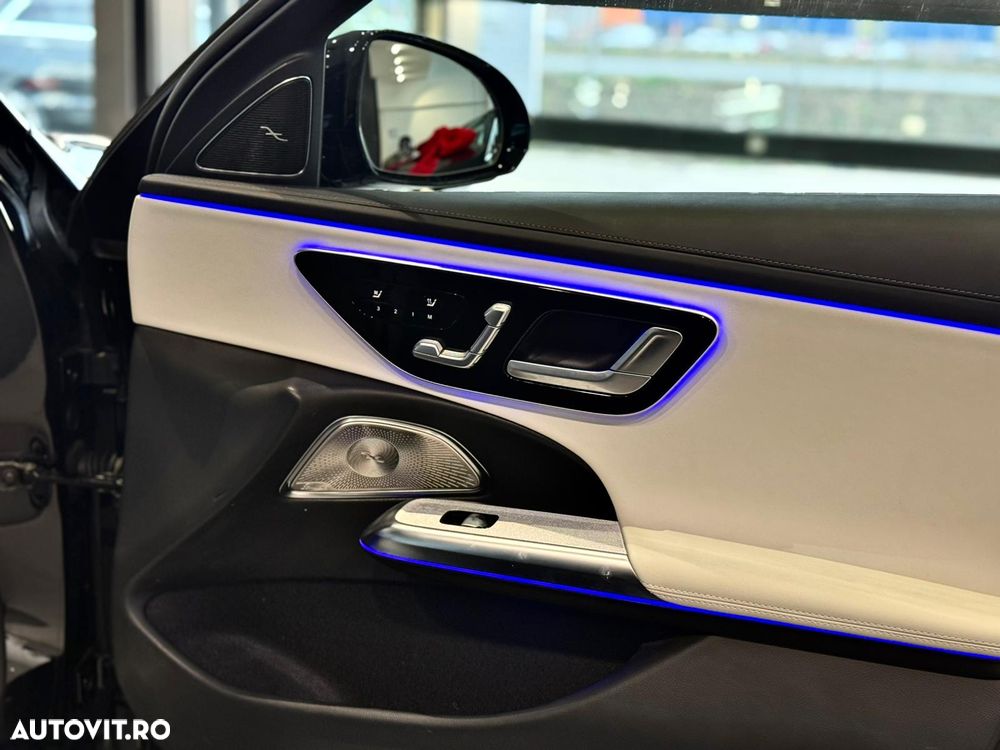 Mercedes-Benz E 300e 4Matic 9G-TRONIC Edition AVANTGARDE - 20