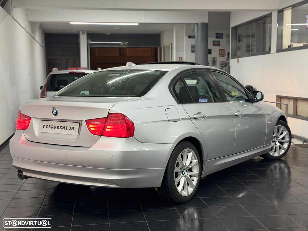 BMW 320 d Navi. Sport Auto - 9