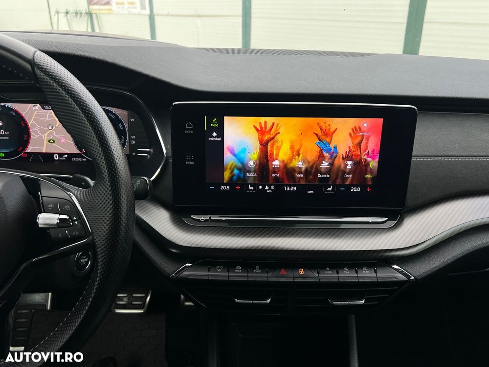 Skoda Octavia 2.0 TDI DSG RS Plus - 17