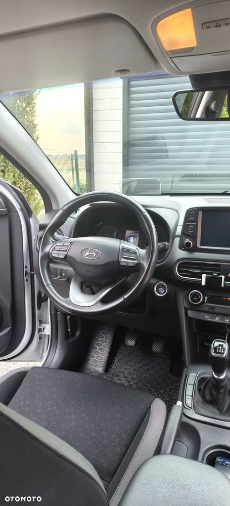 Hyundai Kona - 8