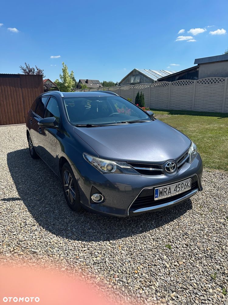 Toyota Auris 1.6 Premium Comfort - 9
